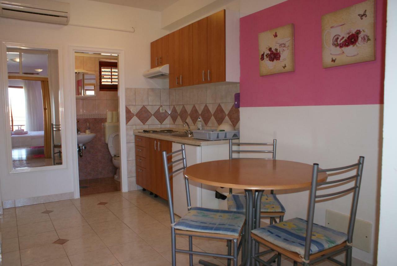 Apartments Vodopija 300M To The Beach 圣菲利普雅科夫 外观 照片